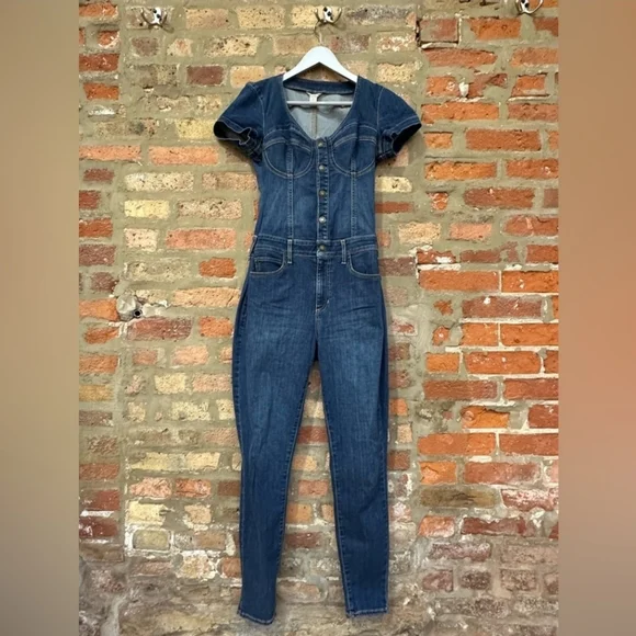 Guess denim jumpsuit - Picture 3 of 5